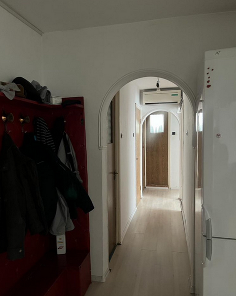 Dristor- 3 camere- 10 minute metrou